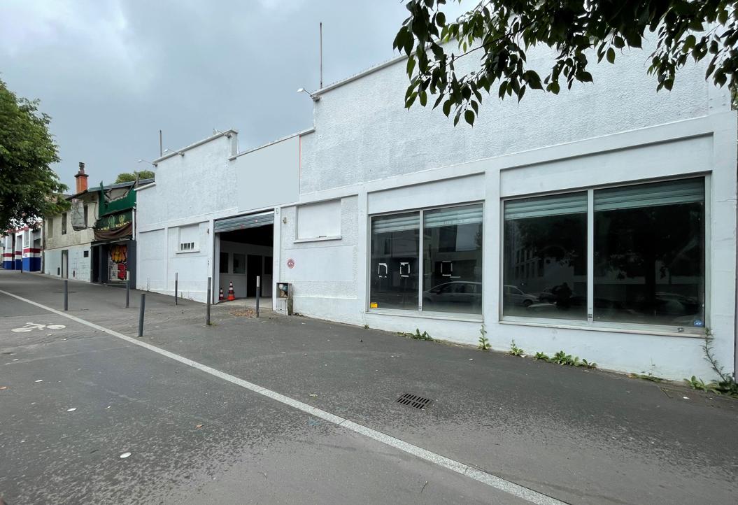 Local d'activité Villejuif 370m² Location local d'activité Villejuif Val-de-Marne OLACT2423325 0